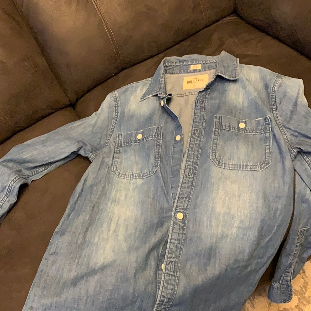 Long sleeve Hollister shirt